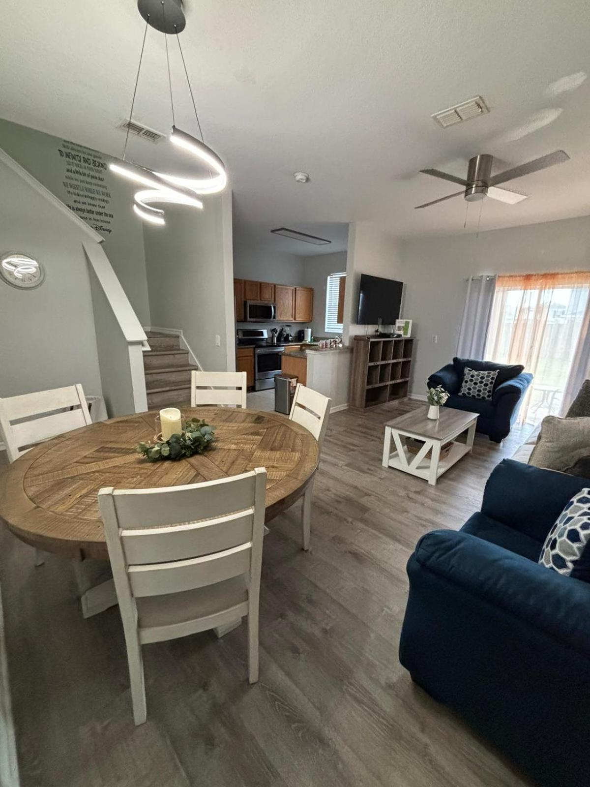 Cozy Stylish Townhome Davenport Exteriör bild